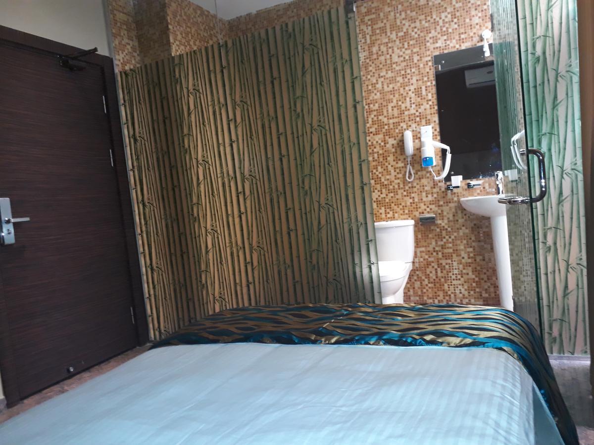 Ocean Queen Hotel Wadduwa Ngoại thất bức ảnh